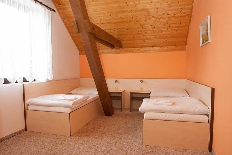 Hotel Mlyn - Jihlava Vílanec Eksteriør billede